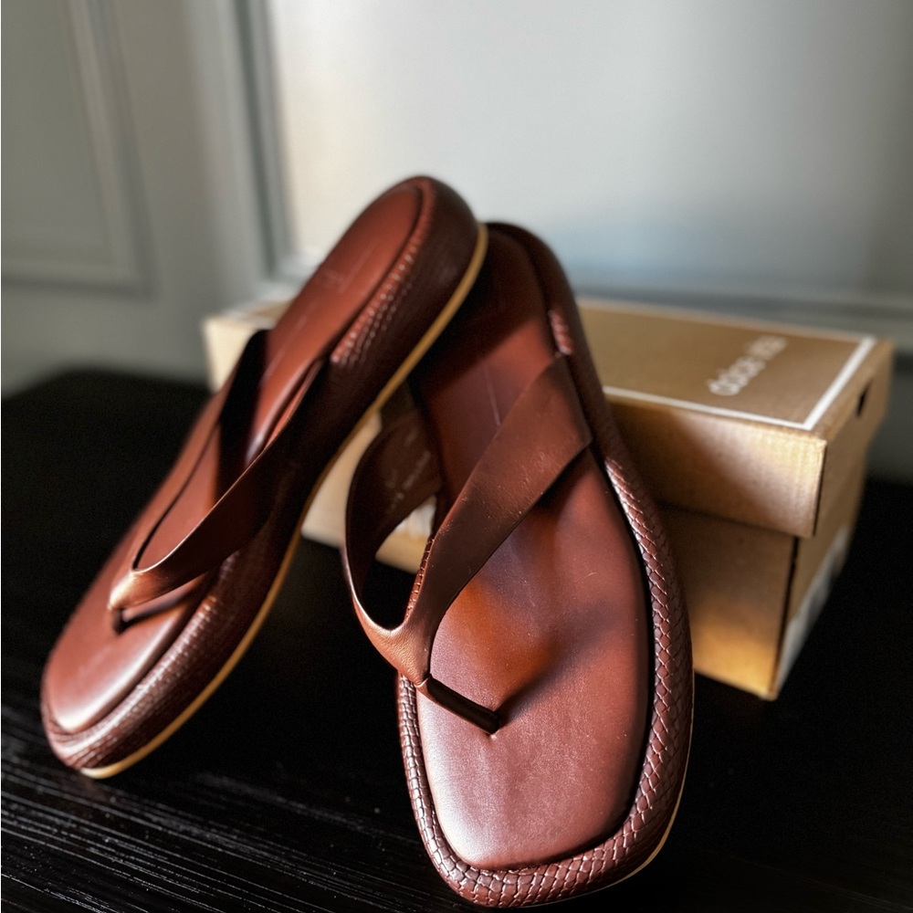 Dolce Vita Adin Walnut chocolate Brown leather sandals